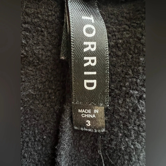 TORRID | ladies plus size high waist, legging. Size: 3X - Picture 6 of 14